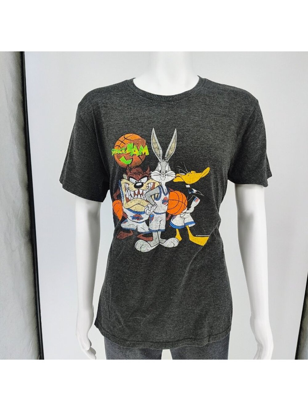 Old Navy Collectabilitees Space Jam Bugs Bunny, Daffy, & Taz Graphic T-Shirt (XL